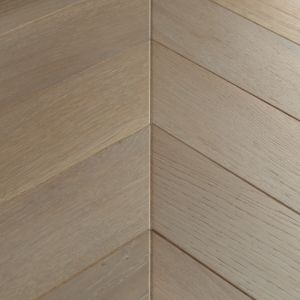 Woodpecker Goodrich Feather Oak Chevron