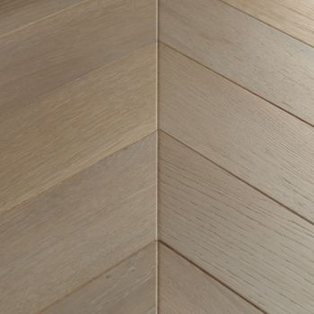 Woodpecker Goodrich Feather Oak Chevron