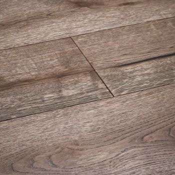 Woodpecker Harlech Biscotti Oak